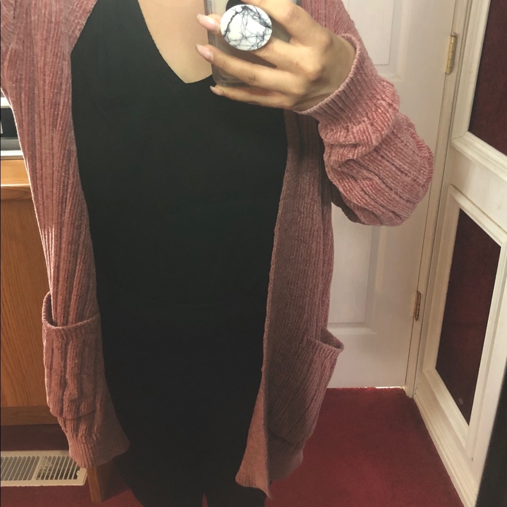 Pink Cardigan - Picture 6 of 7